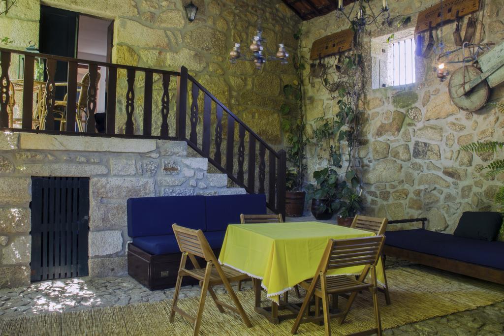 Apartmán Casa De Assade Grimancelos Exteriér fotografie