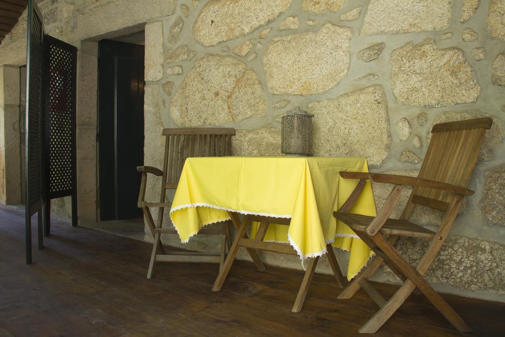 Apartmán Casa De Assade Grimancelos Exteriér fotografie